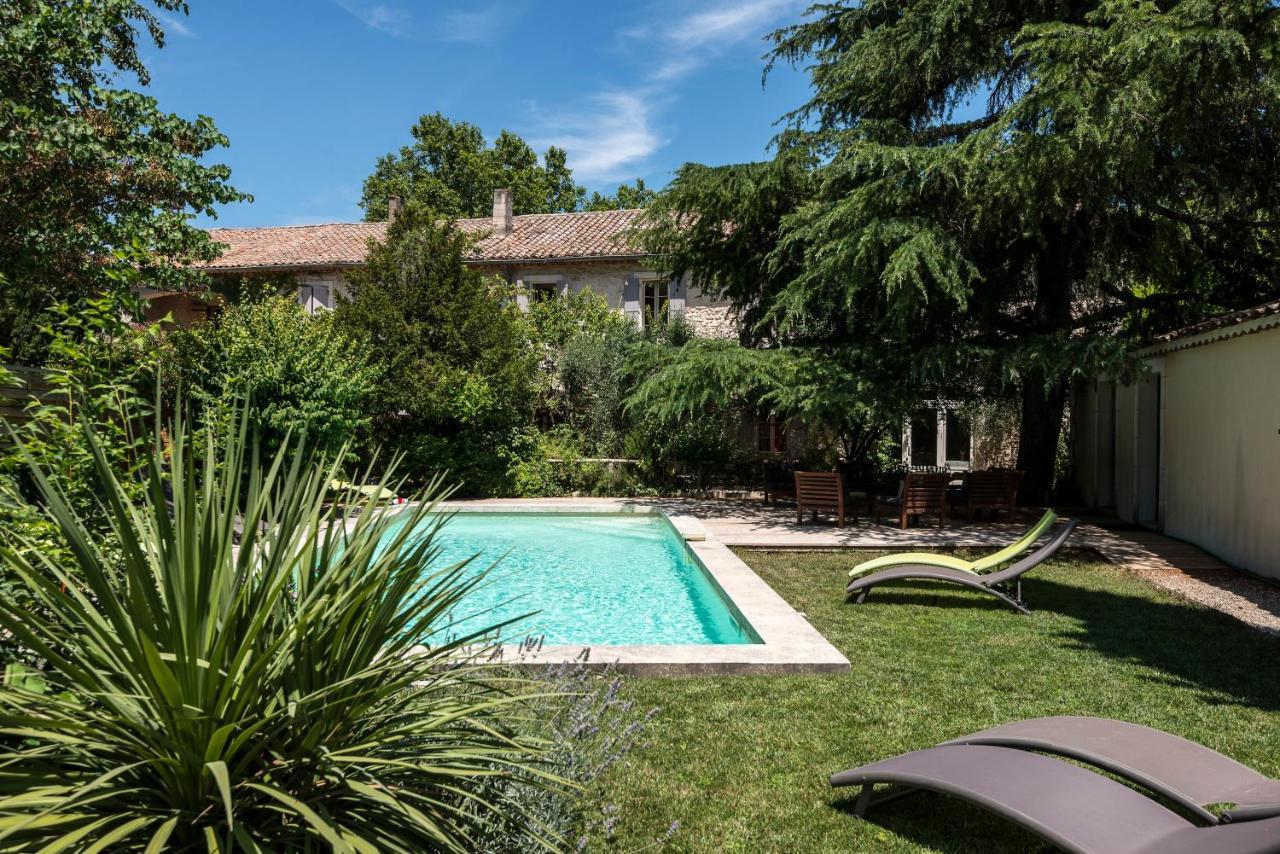Hotel Mas Vidau Porte Des Alpilles Saint-Étienne-du-Grès Eksteriør bilde
