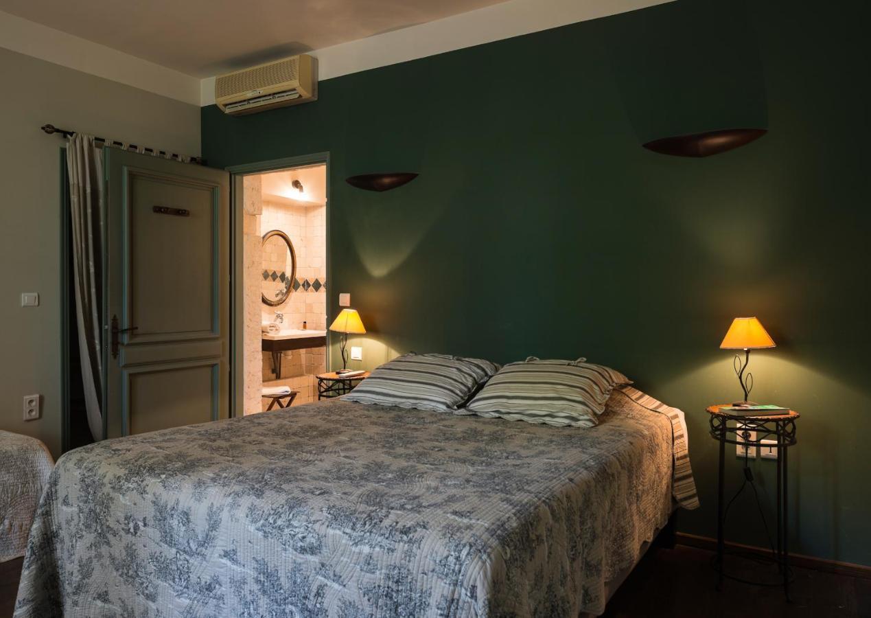Hotel Mas Vidau Porte Des Alpilles Saint-Étienne-du-Grès Eksteriør bilde