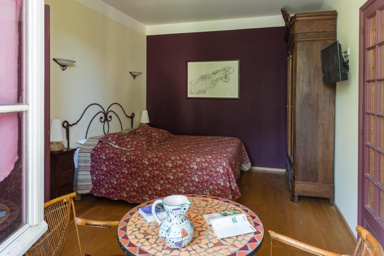Hotel Mas Vidau Porte Des Alpilles Saint-Étienne-du-Grès Eksteriør bilde