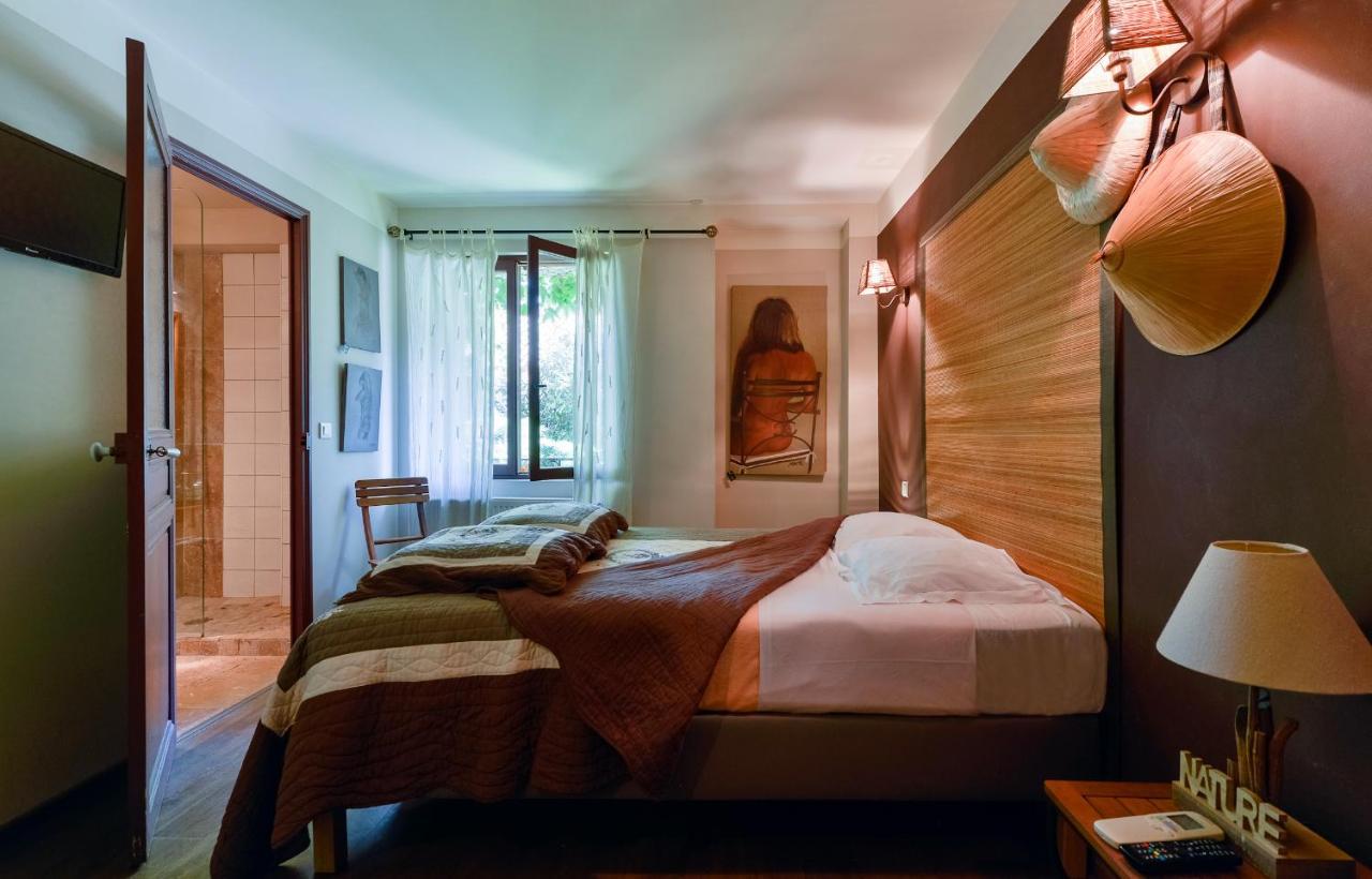 Hotel Mas Vidau Porte Des Alpilles Saint-Étienne-du-Grès Eksteriør bilde