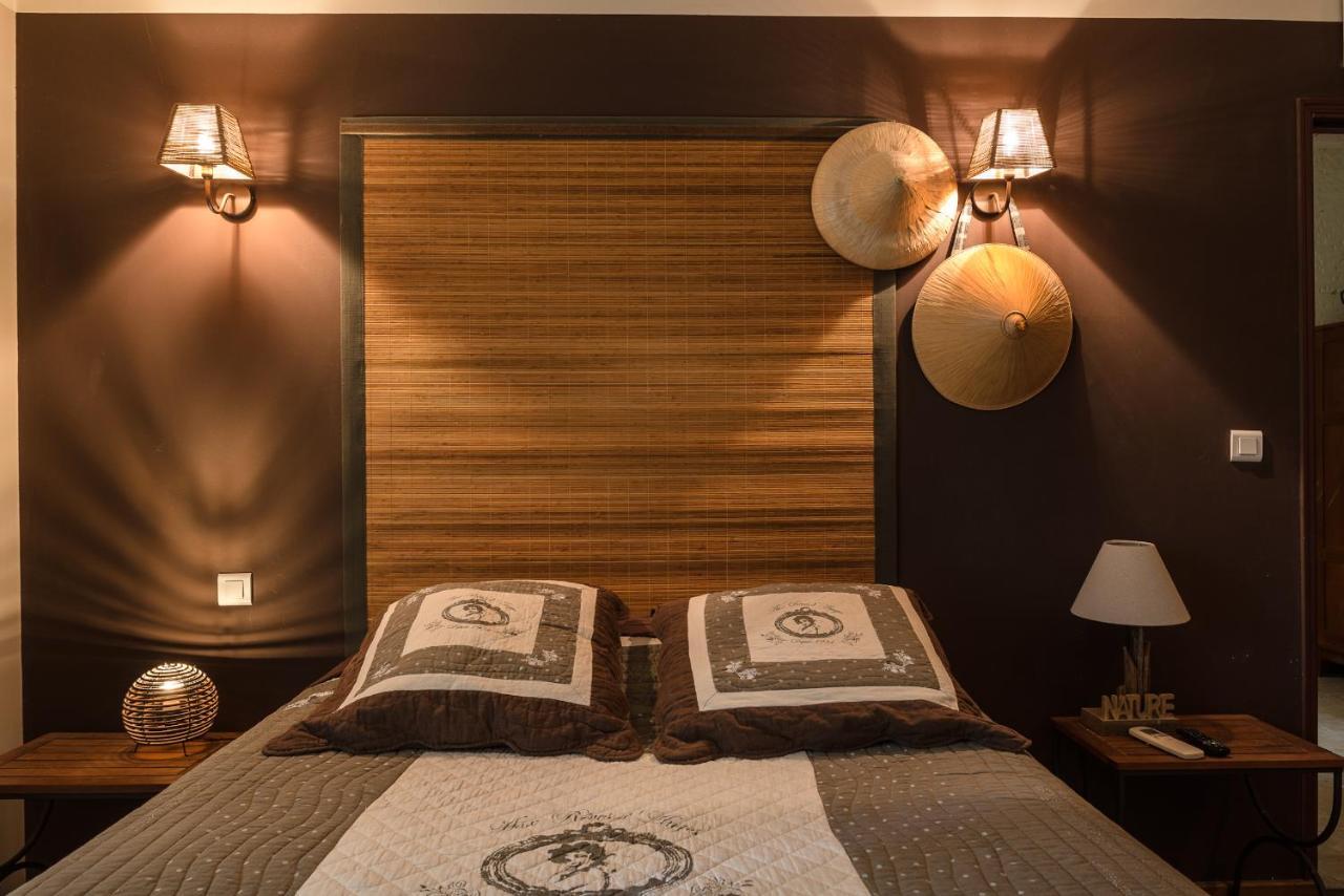 Hotel Mas Vidau Porte Des Alpilles Saint-Étienne-du-Grès Eksteriør bilde