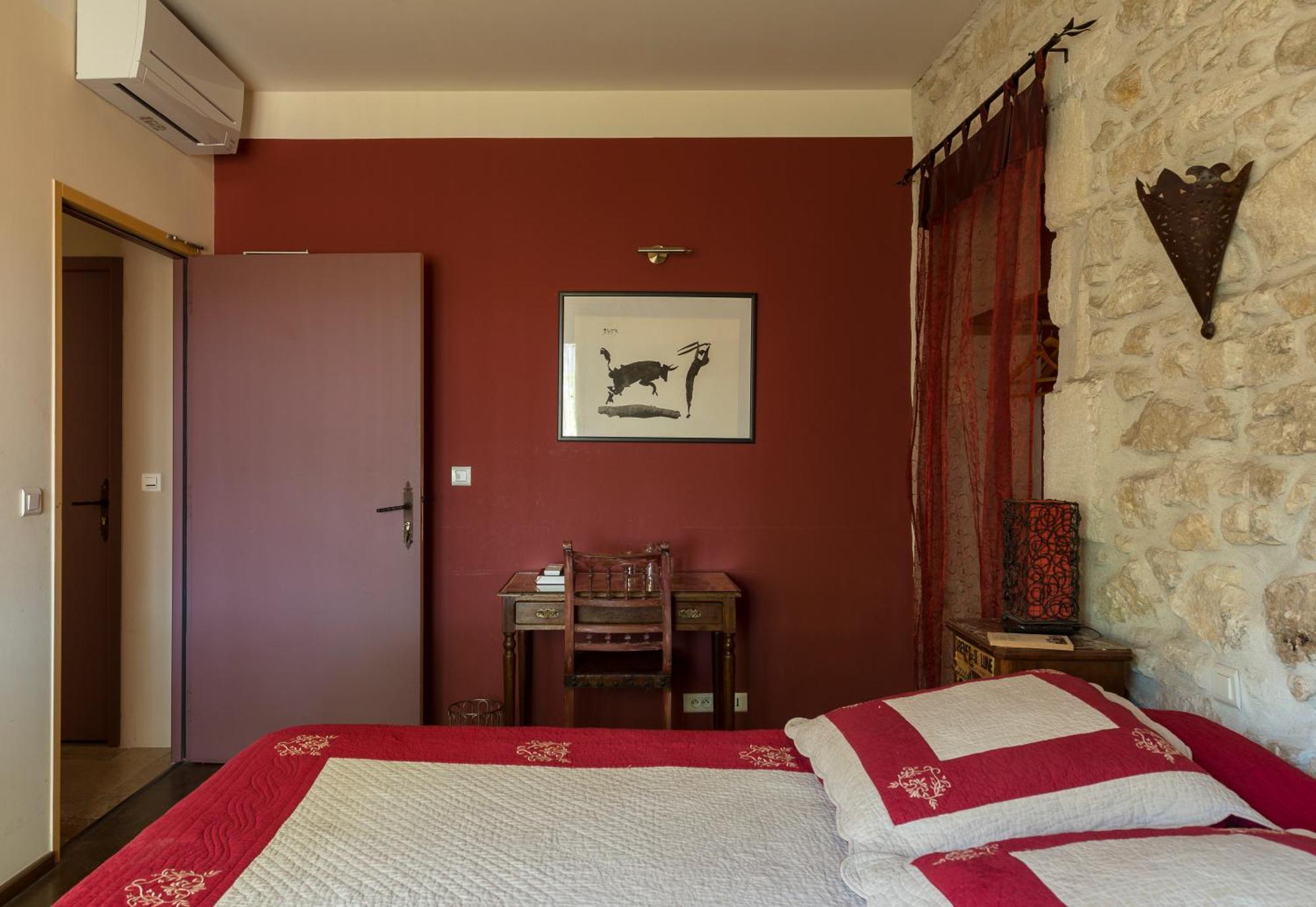 Hotel Mas Vidau Porte Des Alpilles Saint-Étienne-du-Grès Eksteriør bilde
