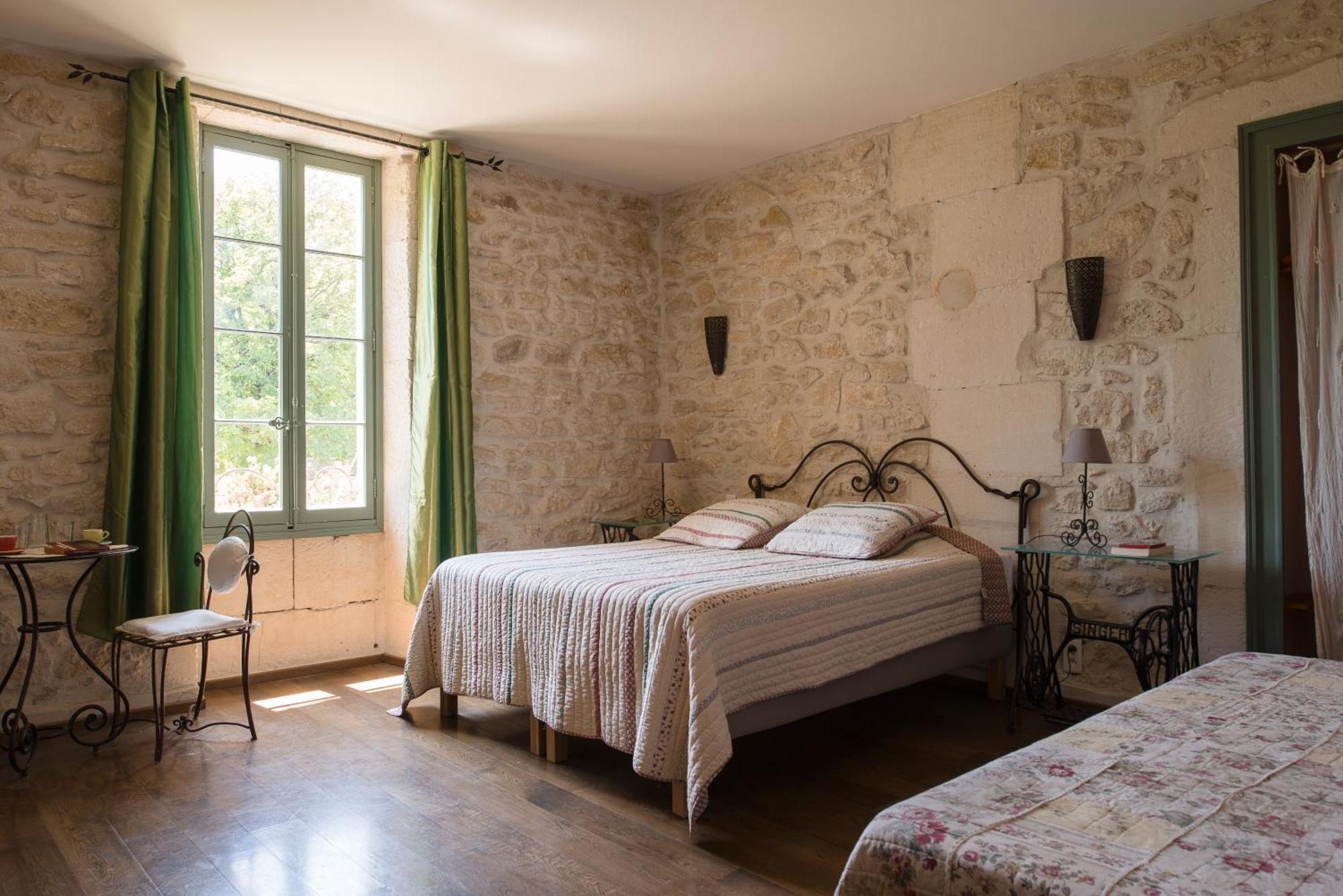Hotel Mas Vidau Porte Des Alpilles Saint-Étienne-du-Grès Eksteriør bilde