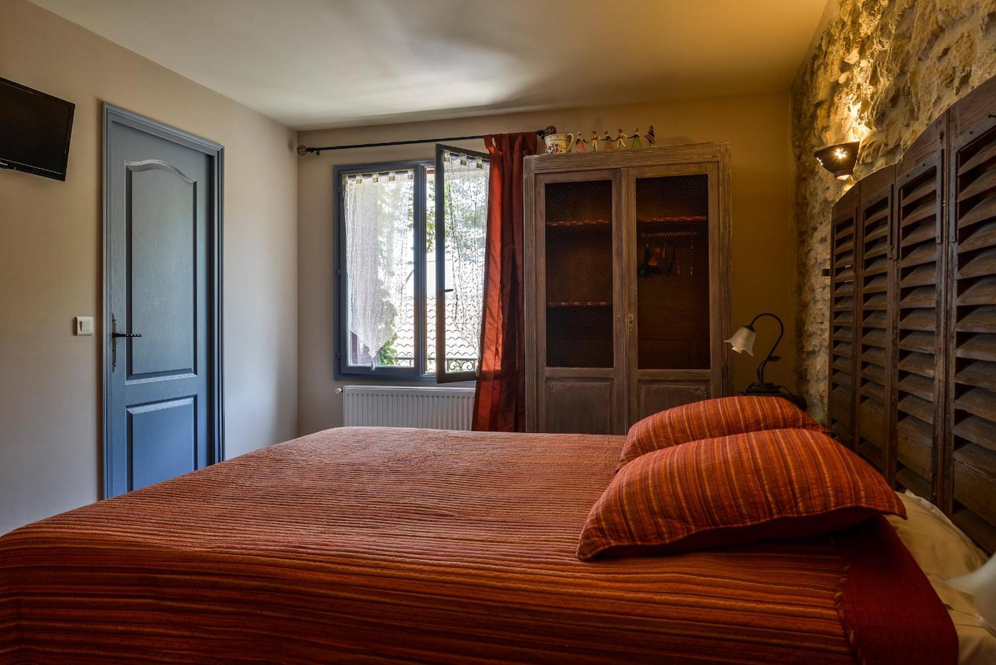 Hotel Mas Vidau Porte Des Alpilles Saint-Étienne-du-Grès Eksteriør bilde