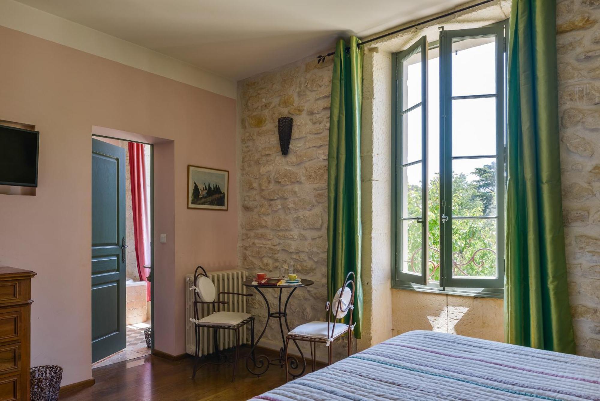 Hotel Mas Vidau Porte Des Alpilles Saint-Étienne-du-Grès Eksteriør bilde